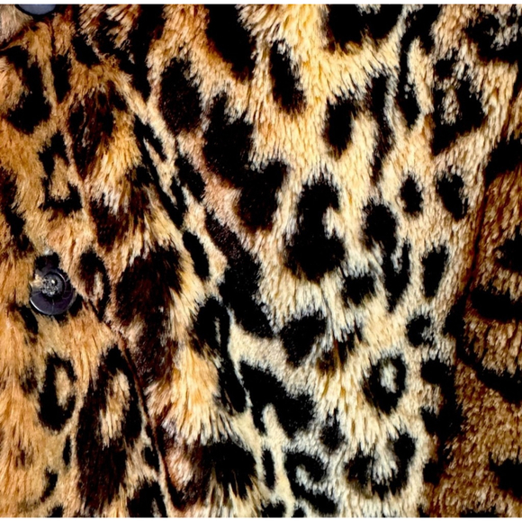 NWT Leopard Print Faux Fur, Bell Sleeves, Collared Neckline, S/M - Picture 5 of 7
